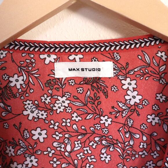 Max Studio Blouse Pink Floral Long Sleeve Boho Wrap with Smocked Accents Med - Picture 6 of 8